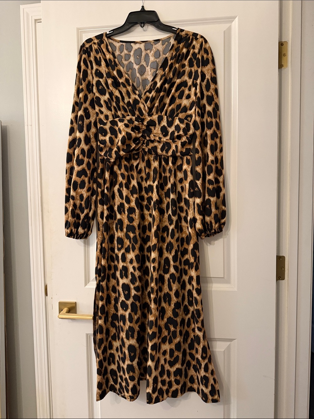Leopard Print V-Neck Long Sleeve Midi Dress